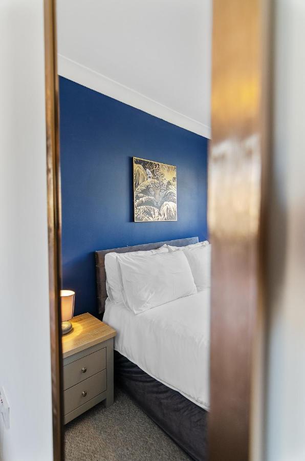 הוילה נורוויץ'' 4Br Townhouse Wbalcony Free Parking Fast Wi-Fi מראה חיצוני תמונה